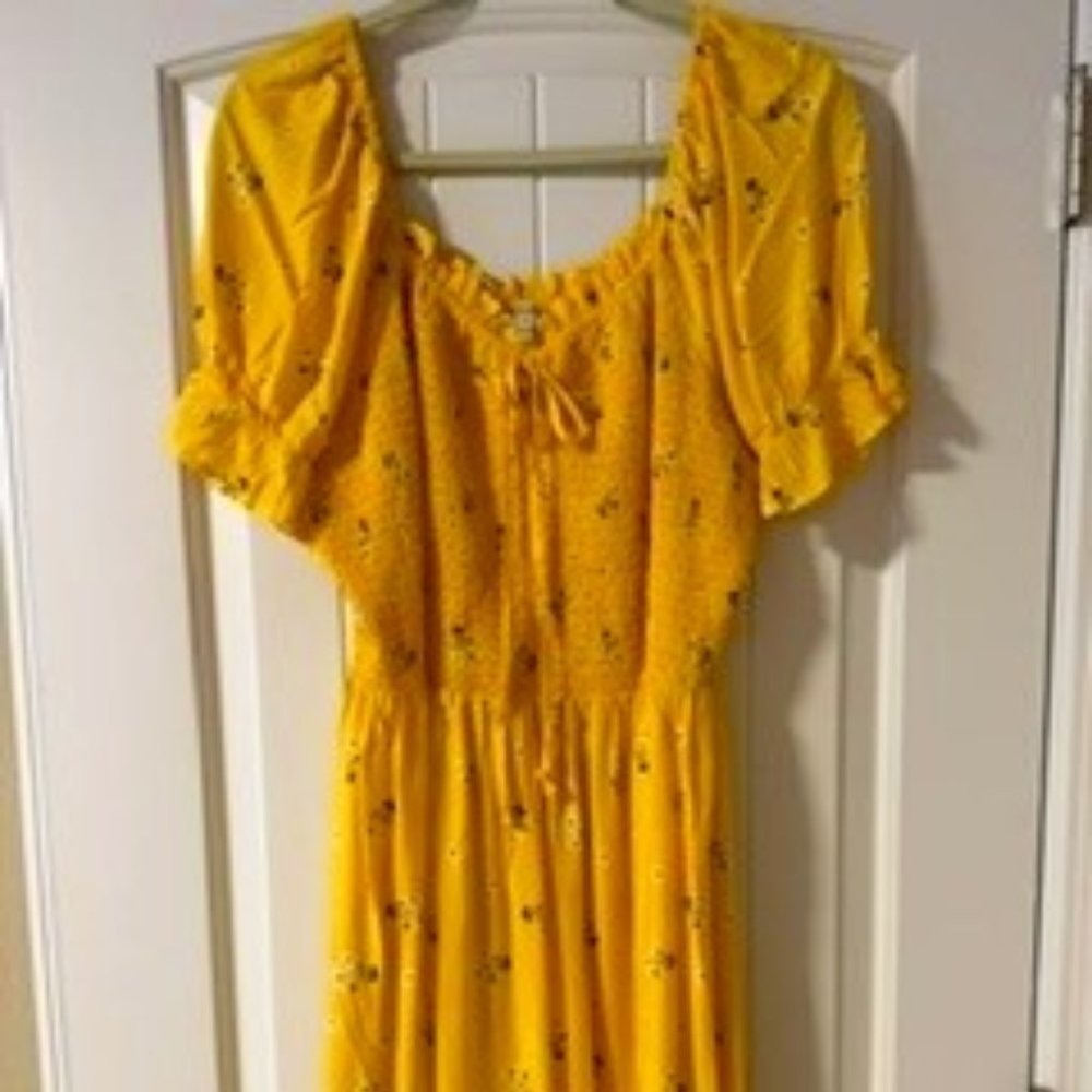 AUW Plus Womens Smocked Dress. Ruffle Floral Tie Front Boho. 3X